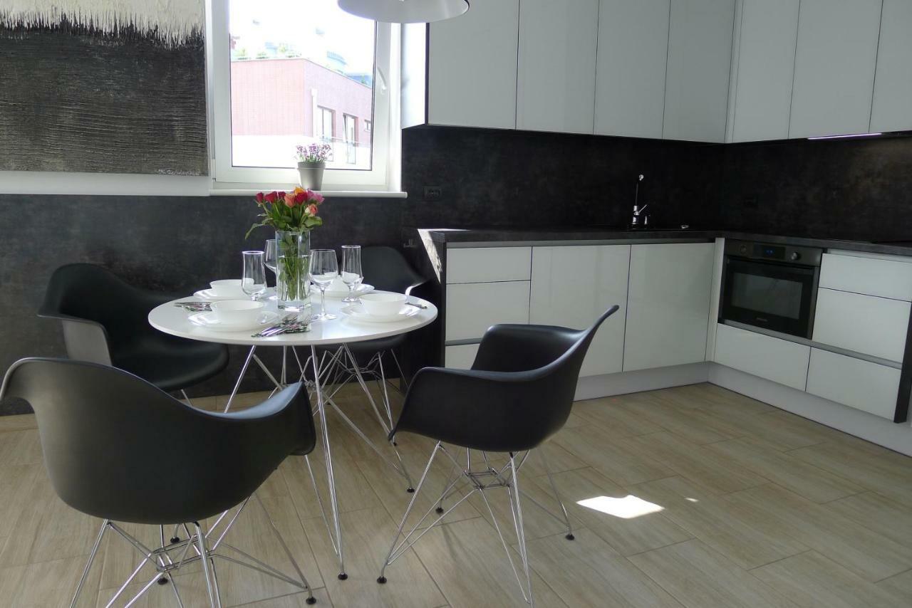Impresja 42 Apartament Z Garazem Kołobrzeg Extérieur photo